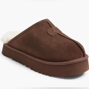 UGG Women's Brown Slipper